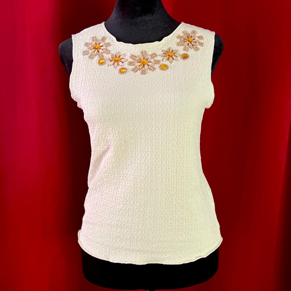 Jewel embroidery cream top